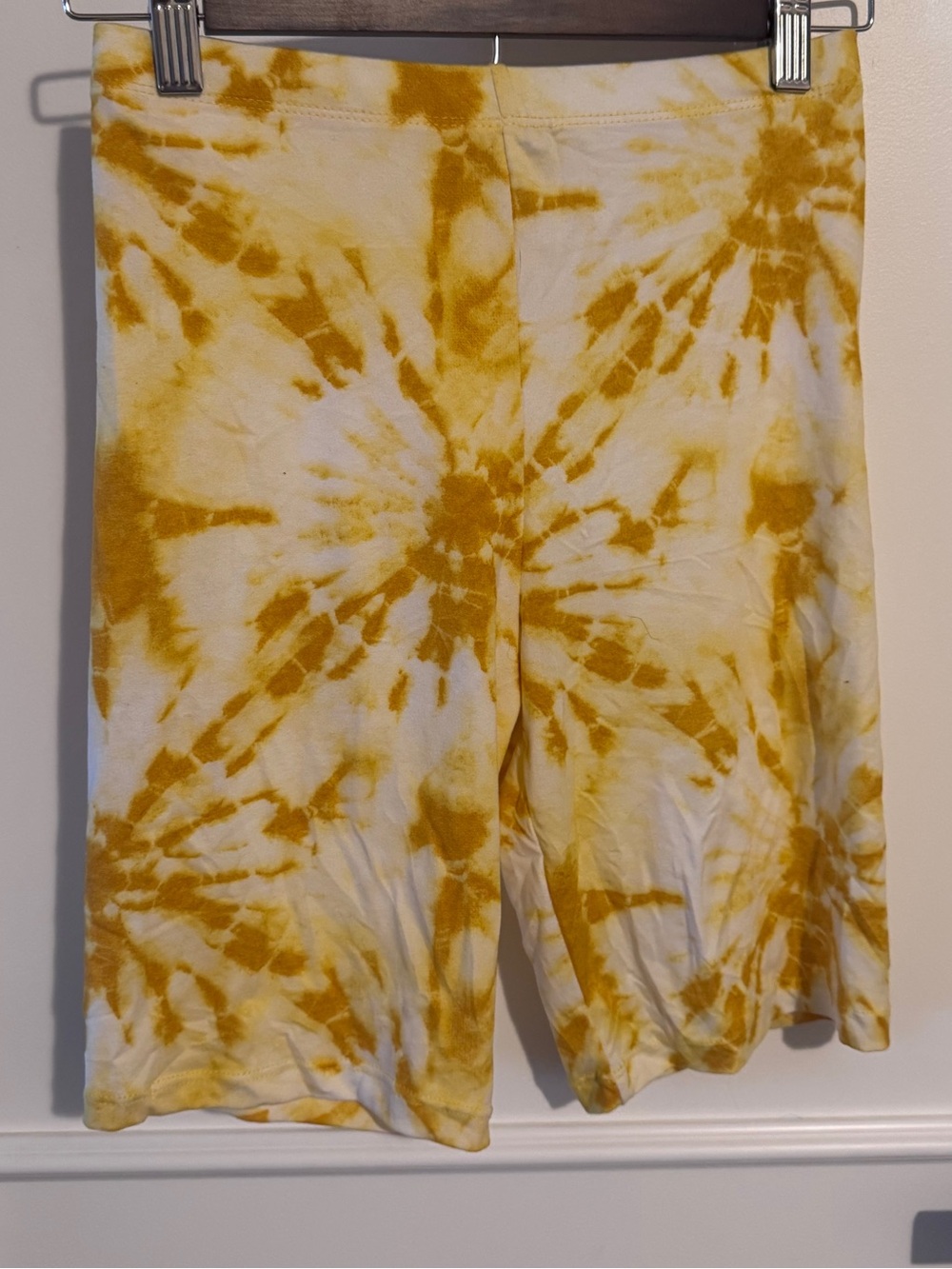 Tie-Dye Yellow White Women's Biker Shorts
